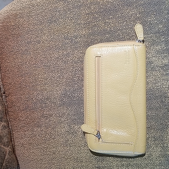 tignanello zip around wallet